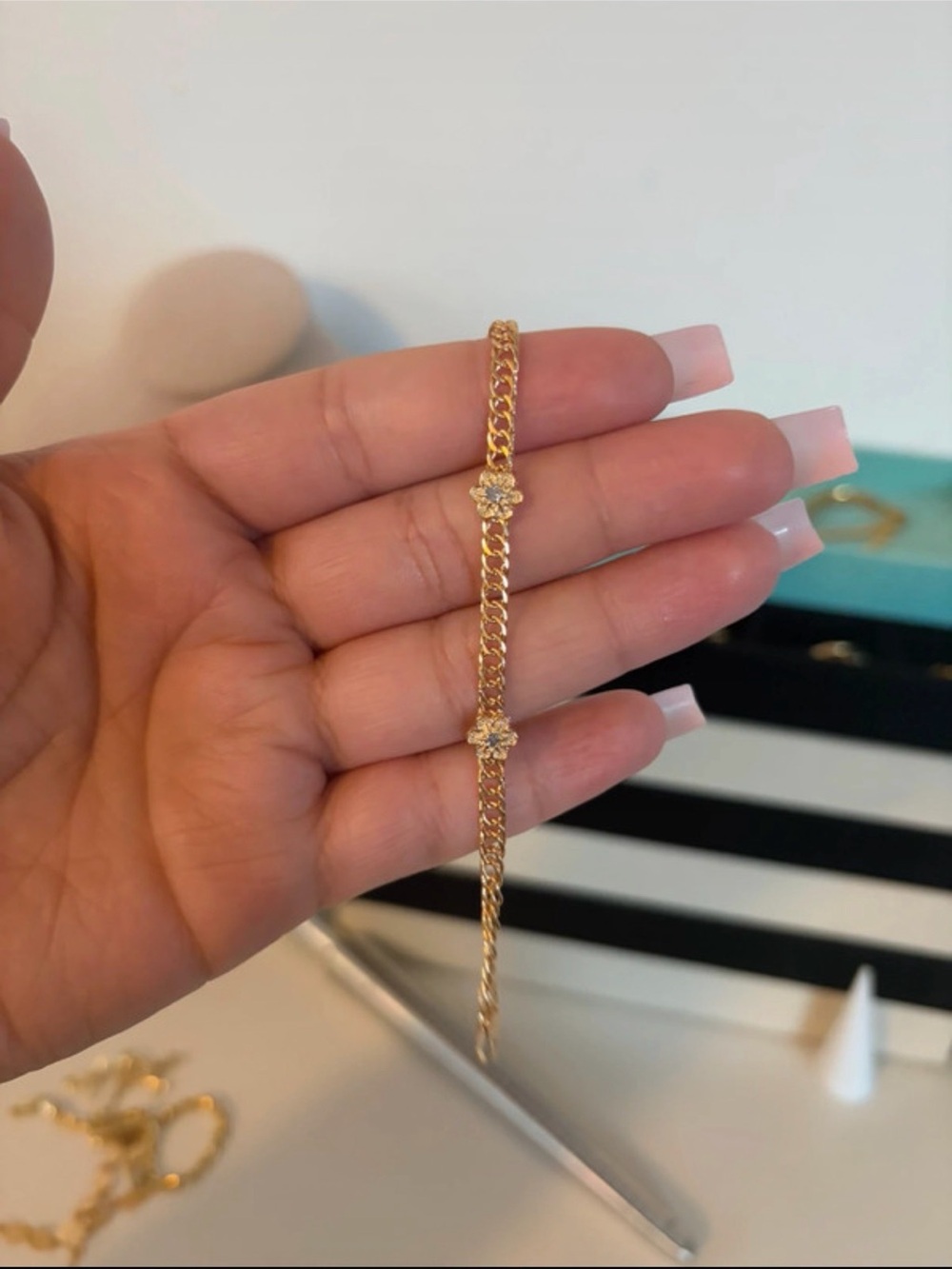 Gold filled Chain Bracelet with Sparkling Flower Accents- 7in